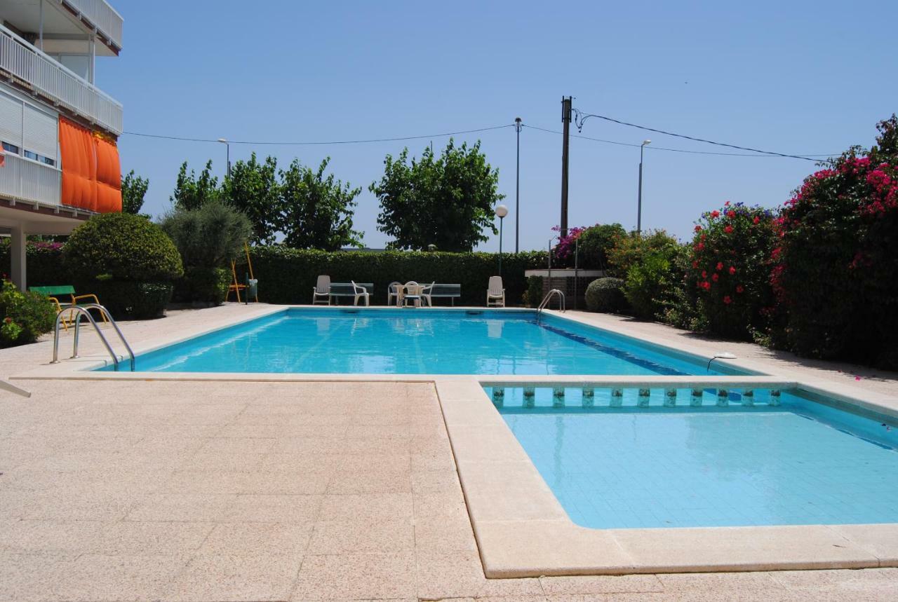 Apartamento Maraka Playa Castelldefels Dış mekan fotoğraf